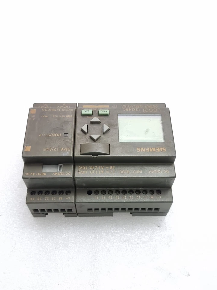 Siemens 6ED1052-1MD00-0BA5 Logo 12/24RC With 6ED1055-1MB00-0BA1 Expansion Module